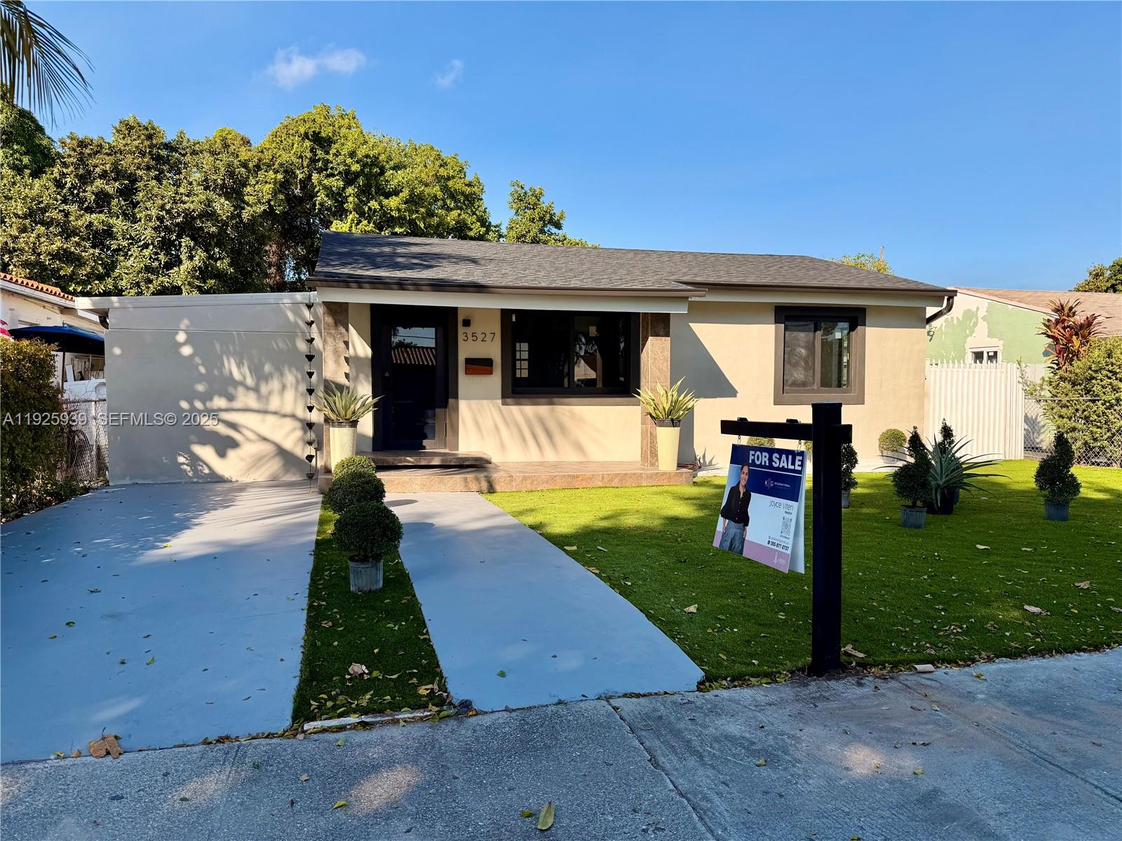 3527 NW 17th St Miami, FL 33125