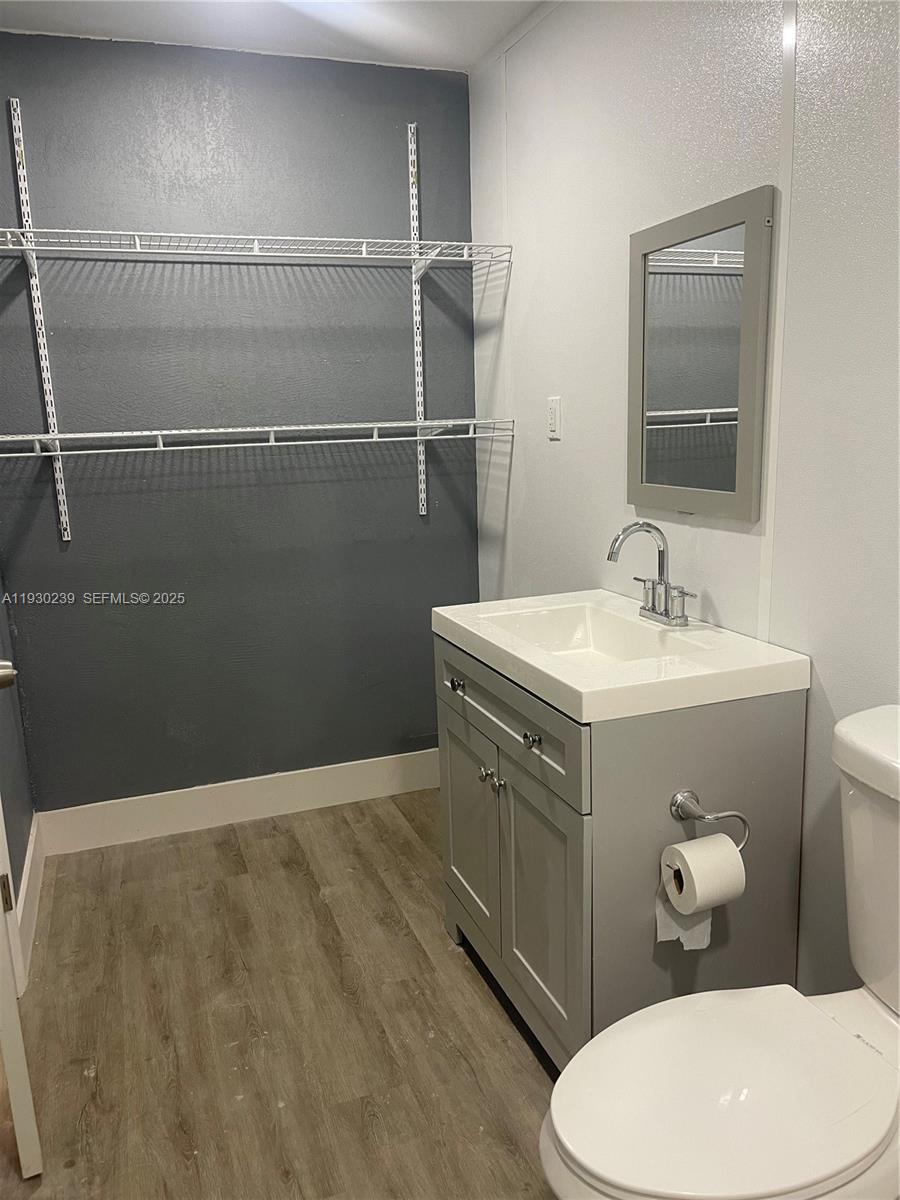 841 N 69th Ave Hollywood, FL 33024