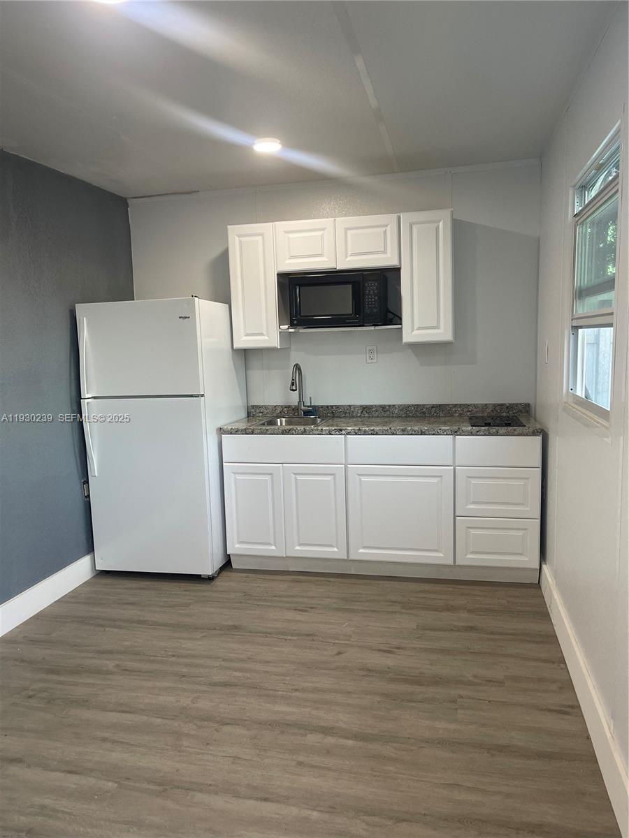 841 N 69th Ave Hollywood, FL 33024