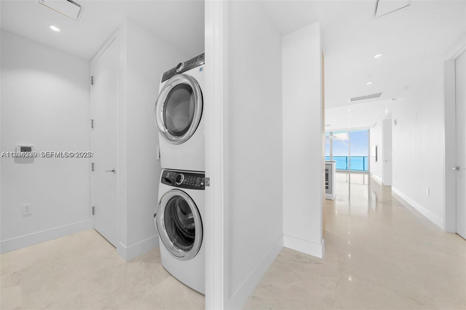 15701 Collins Ave #2803 Sunny Isles Beach, FL 33160