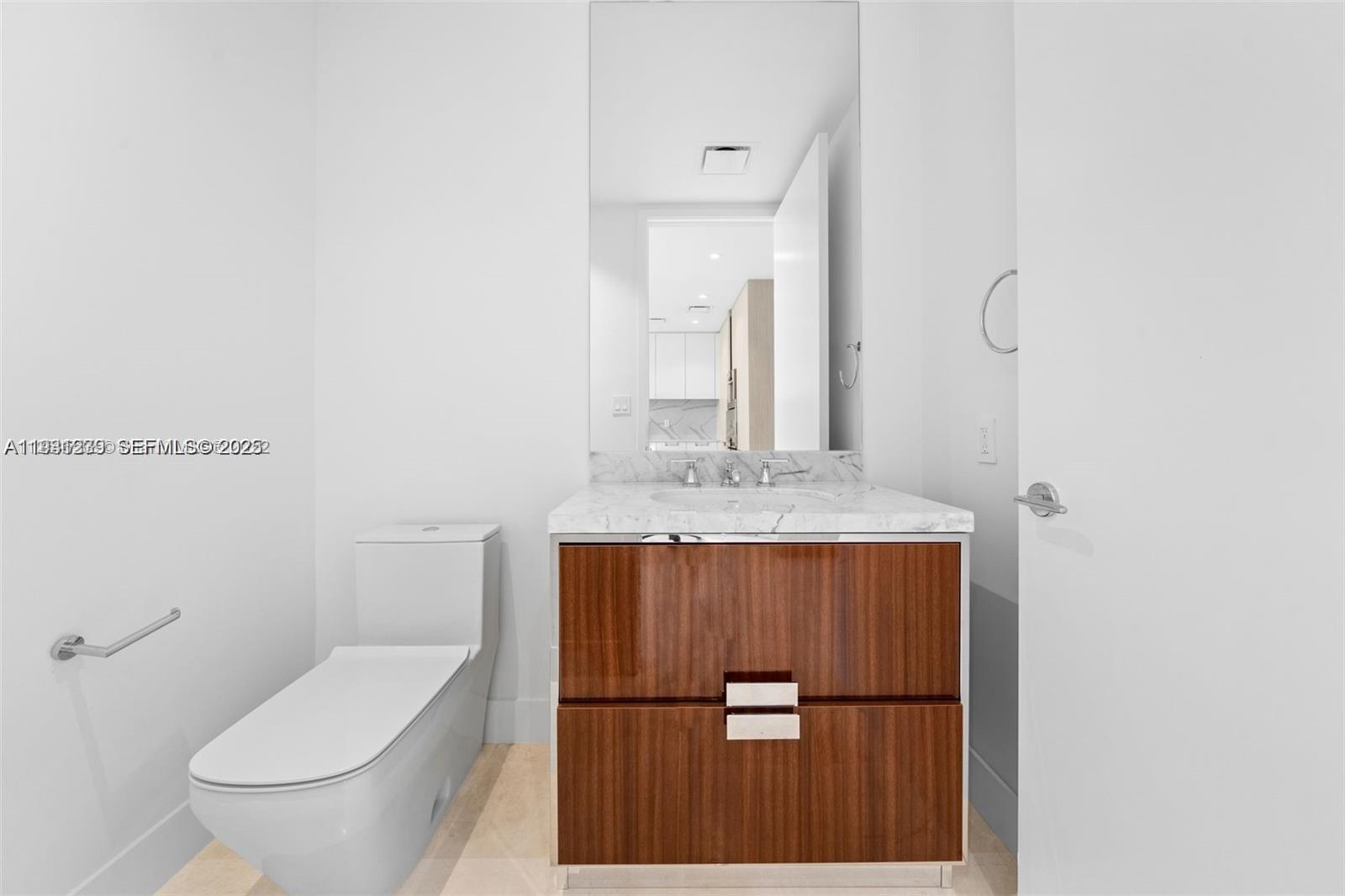 15701 Collins Ave #2803 Sunny Isles Beach, FL 33160