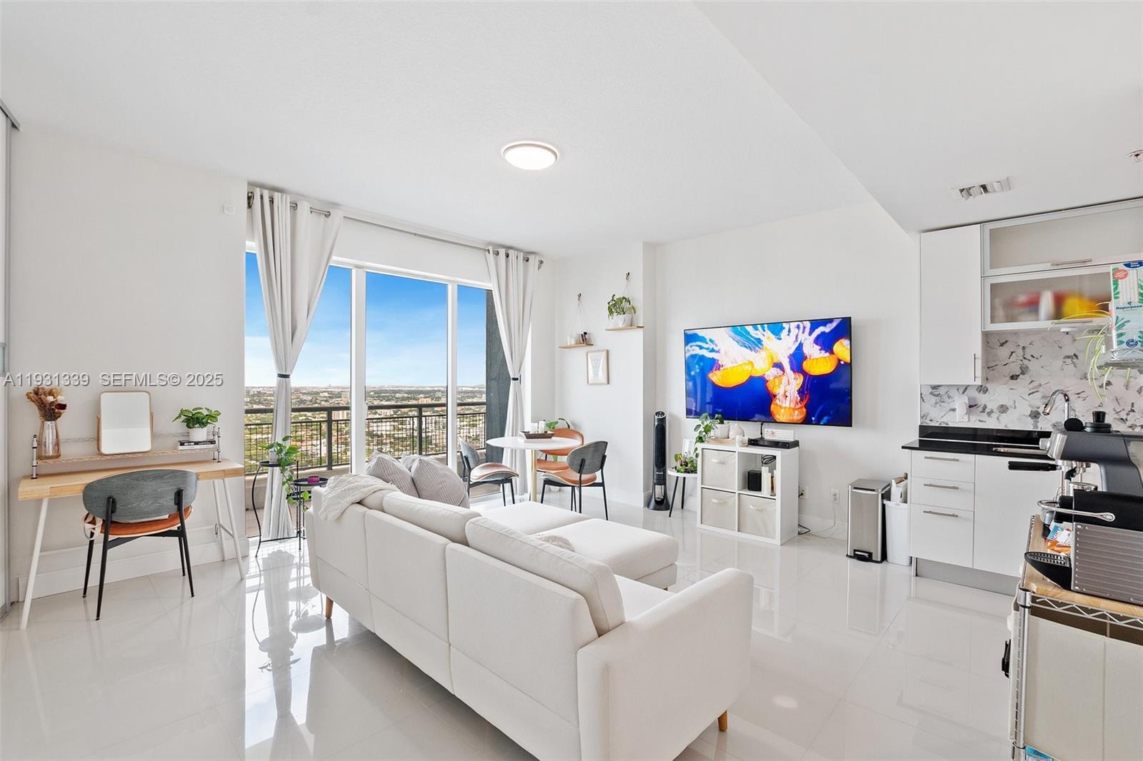 image Infinity at Brickell6