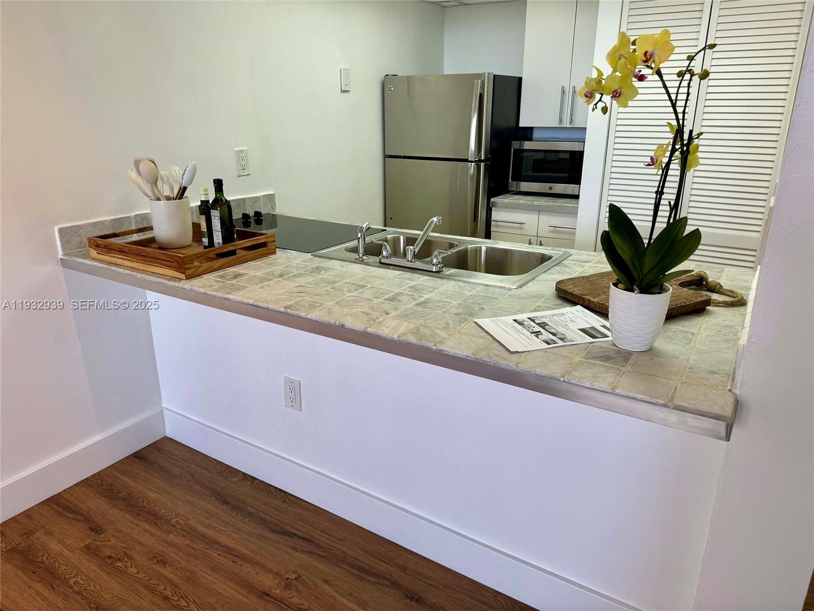 image Brickell Key Two4