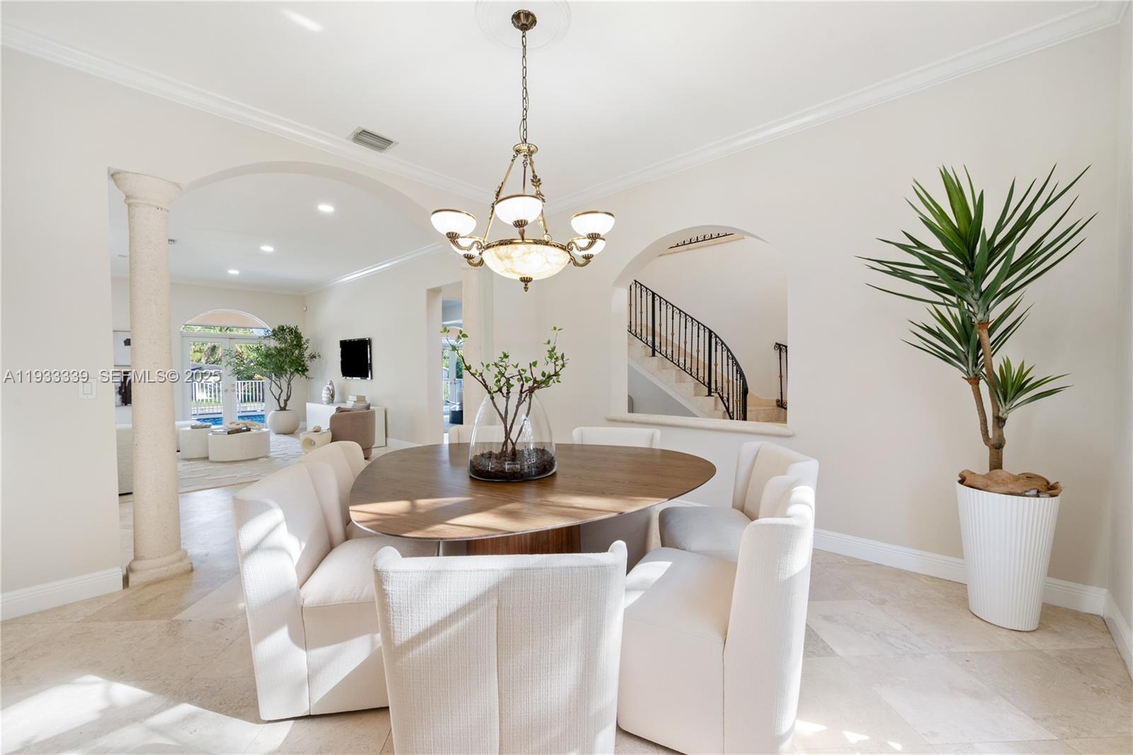 1511 Agua Ave Coral Gables, FL 33156