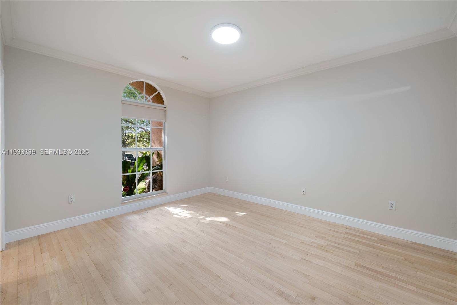 1511 Agua Ave Coral Gables, FL 33156