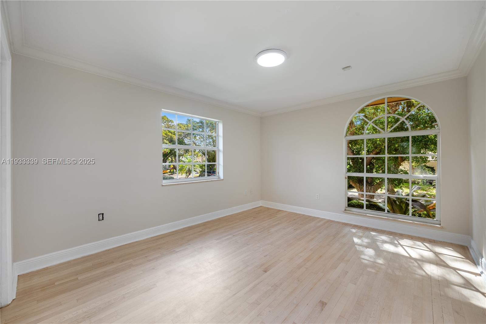 1511 Agua Ave Coral Gables, FL 33156