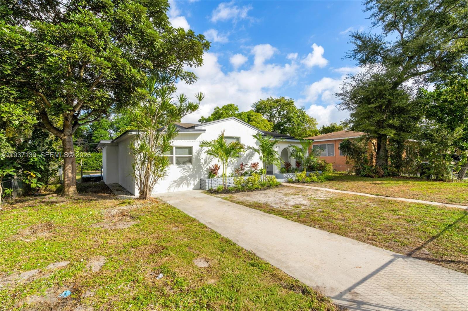 975 NW 134th St North Miami, FL 33168