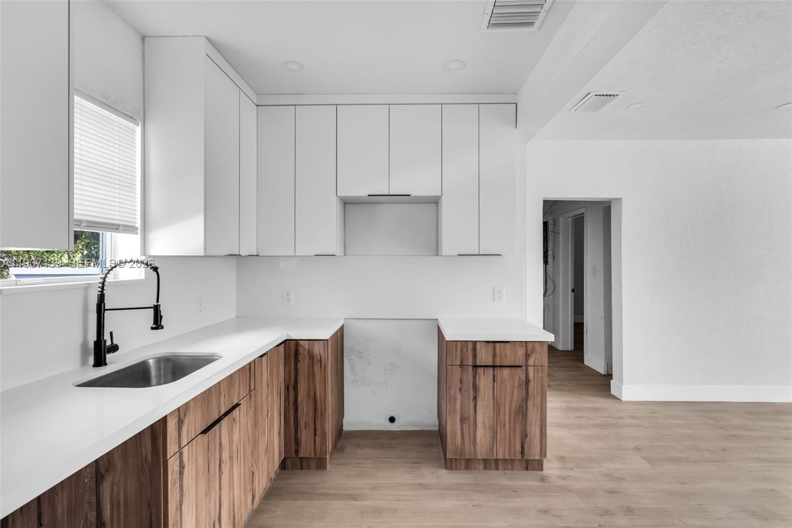 975 NW 134th St North Miami, FL 33168