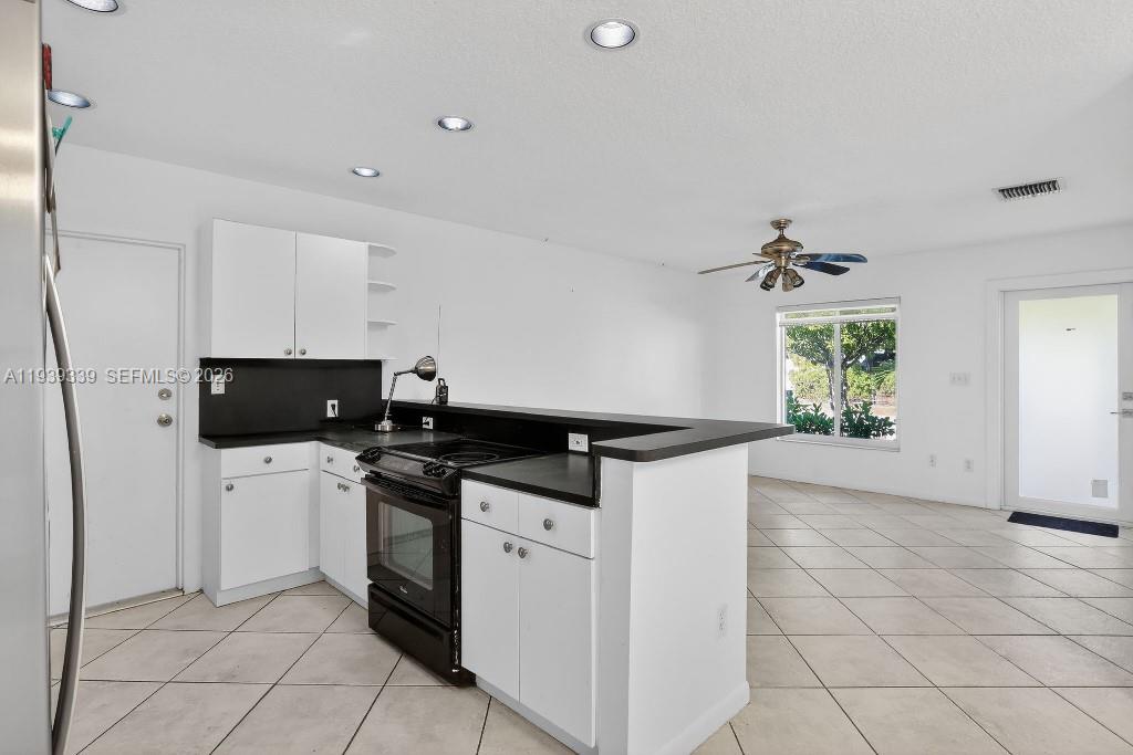 9900 SW 164th Ter Miami, FL 33157