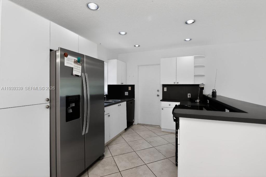 9900 SW 164th Ter Miami, FL 33157