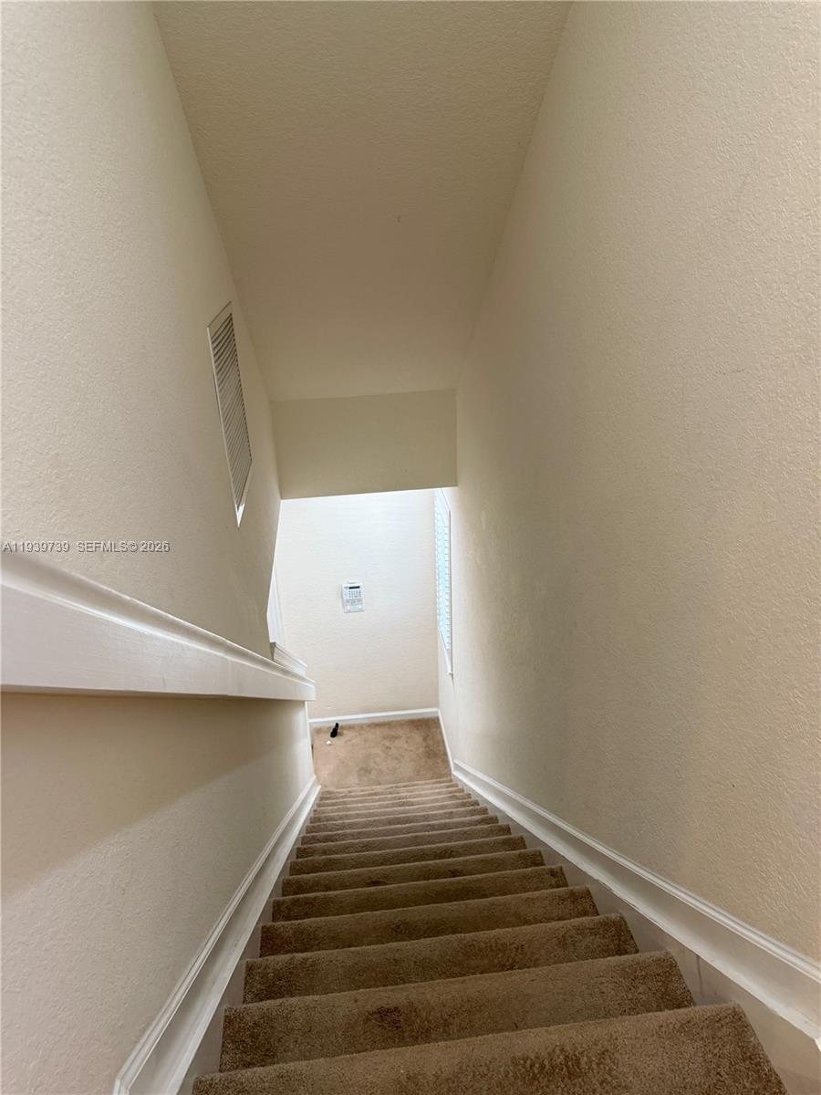 120 Cat Rock Ln Jupiter, FL 33458