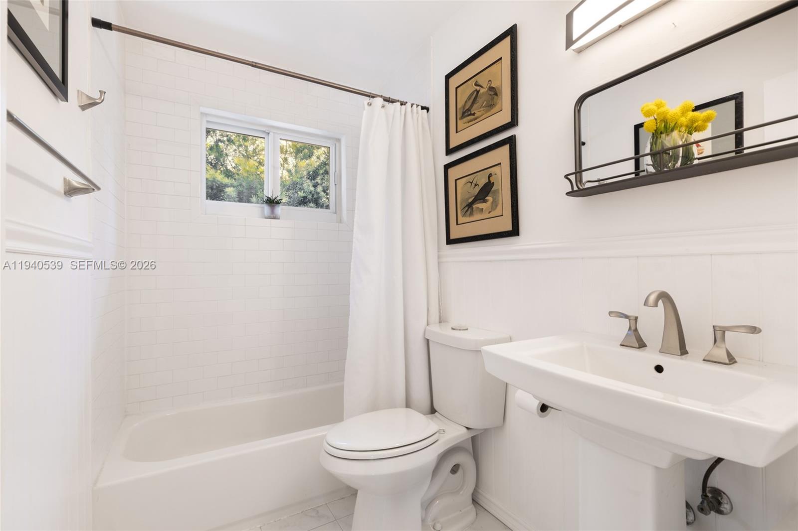 2201 SW 22nd Ter Miami, FL 33145