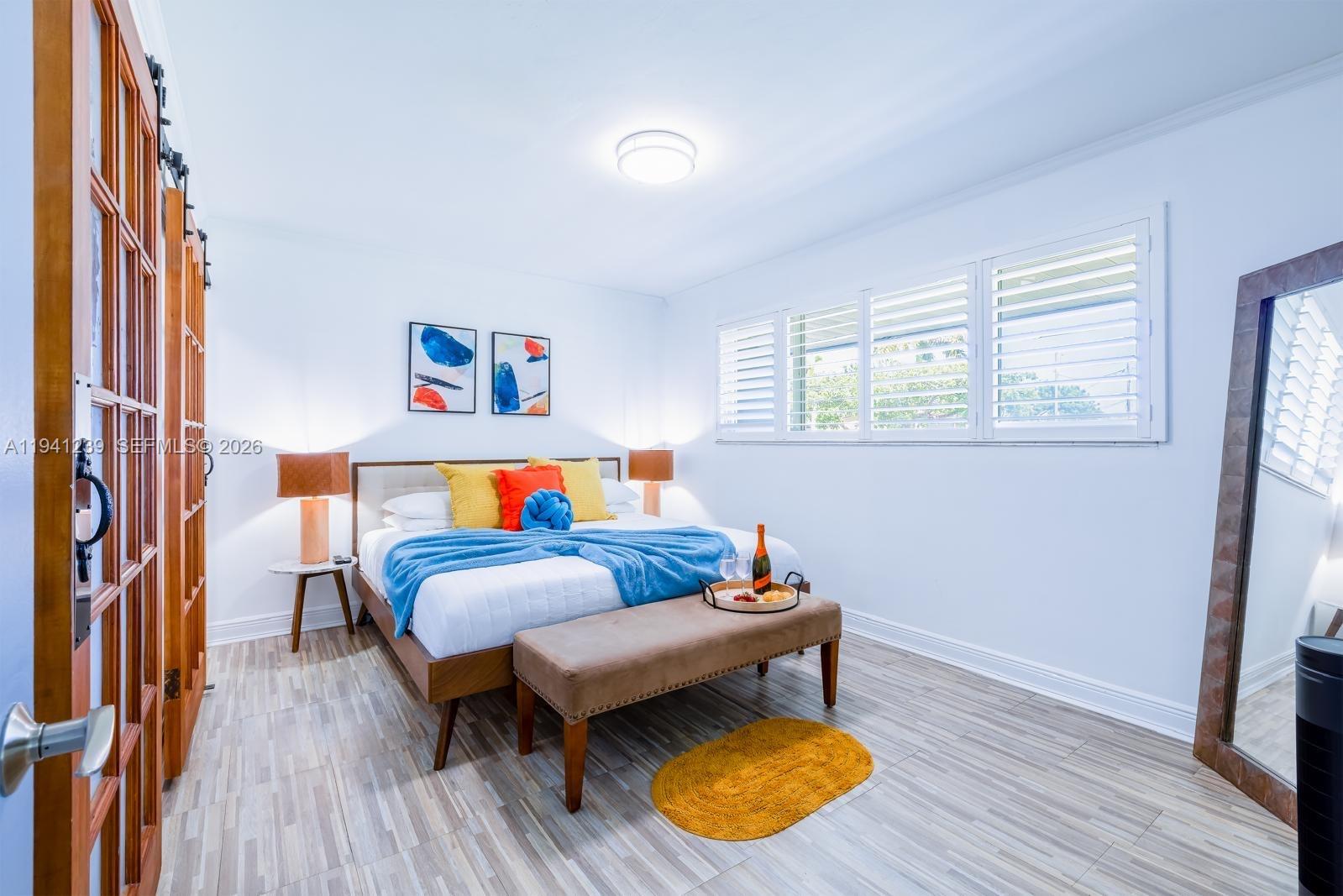 312 N Luna Ct Hollywood, FL 33021