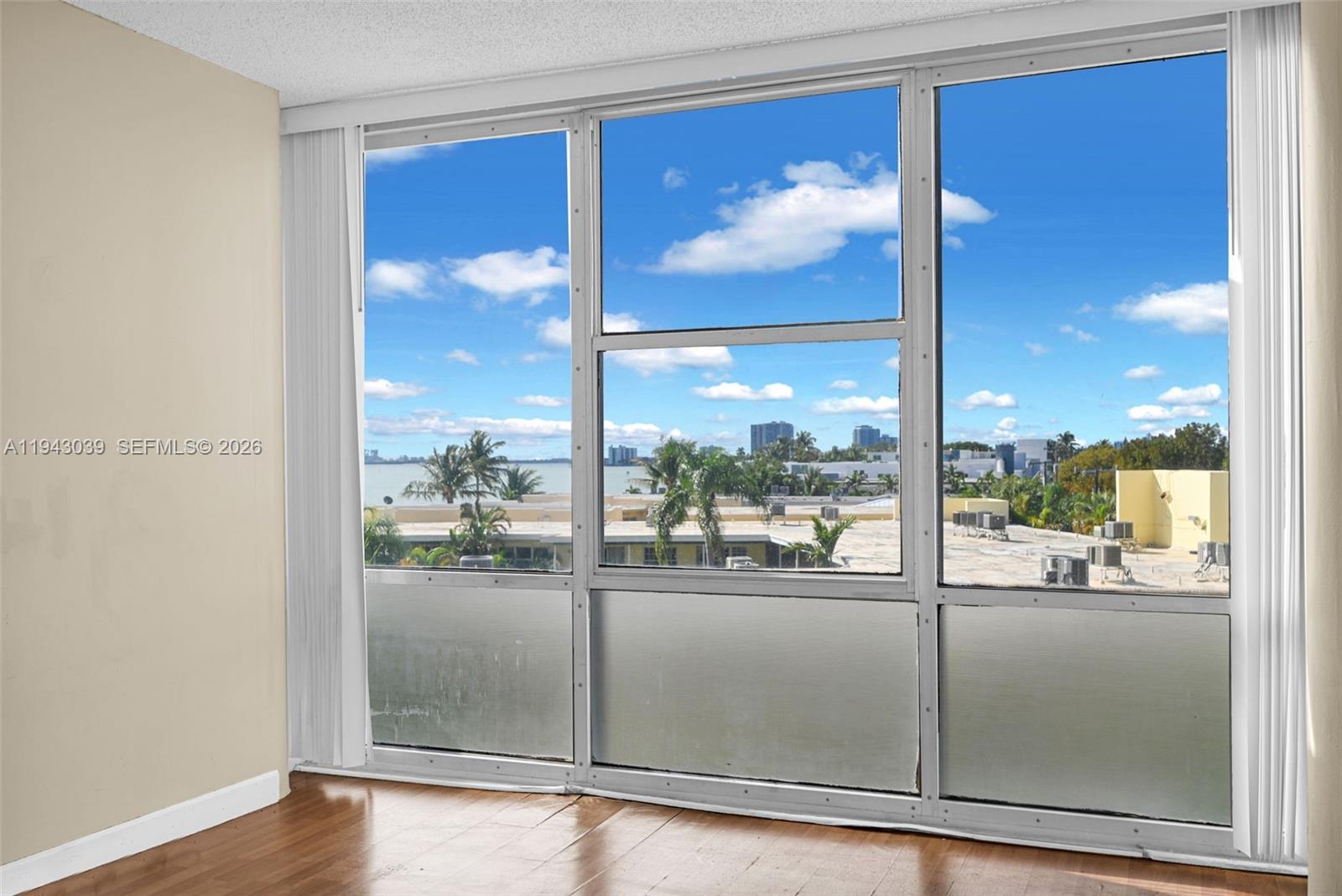 900 Bay Dr #321 Miami Beach, FL 33141