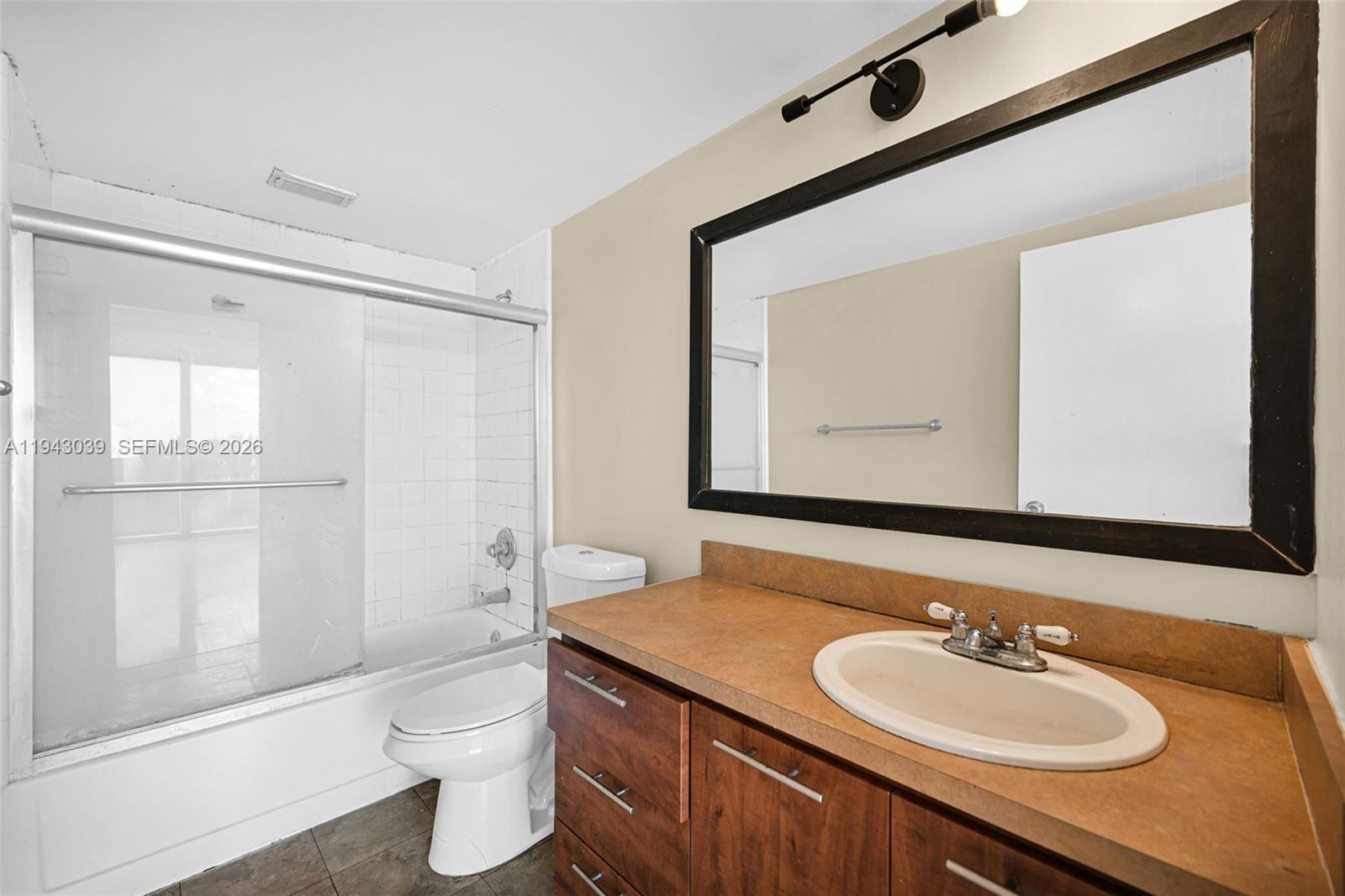 900 Bay Dr #321 Miami Beach, FL 33141