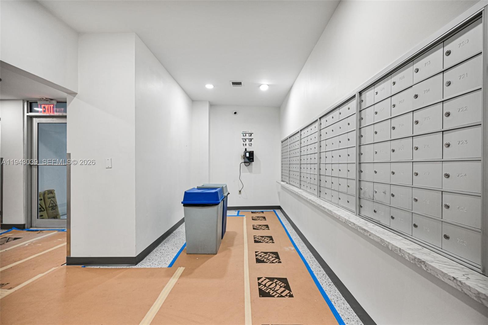 900 Bay Dr #321 Miami Beach, FL 33141