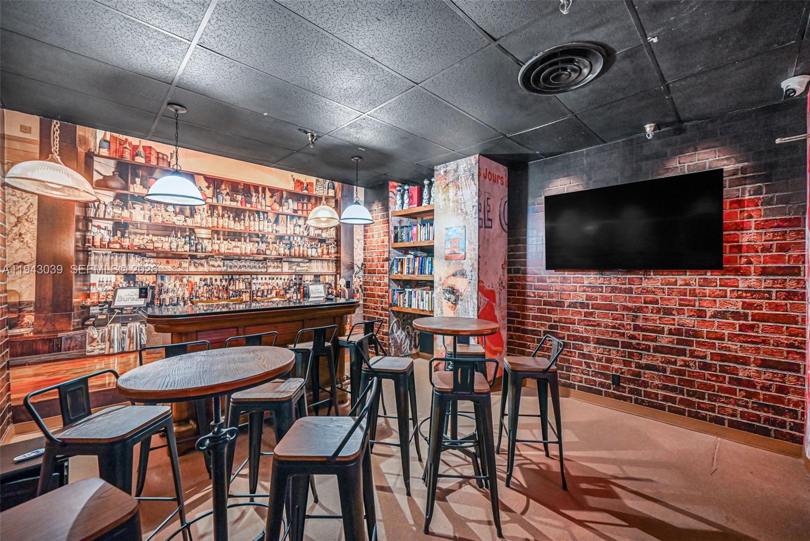 900 Bay Dr #321 Miami Beach, FL 33141