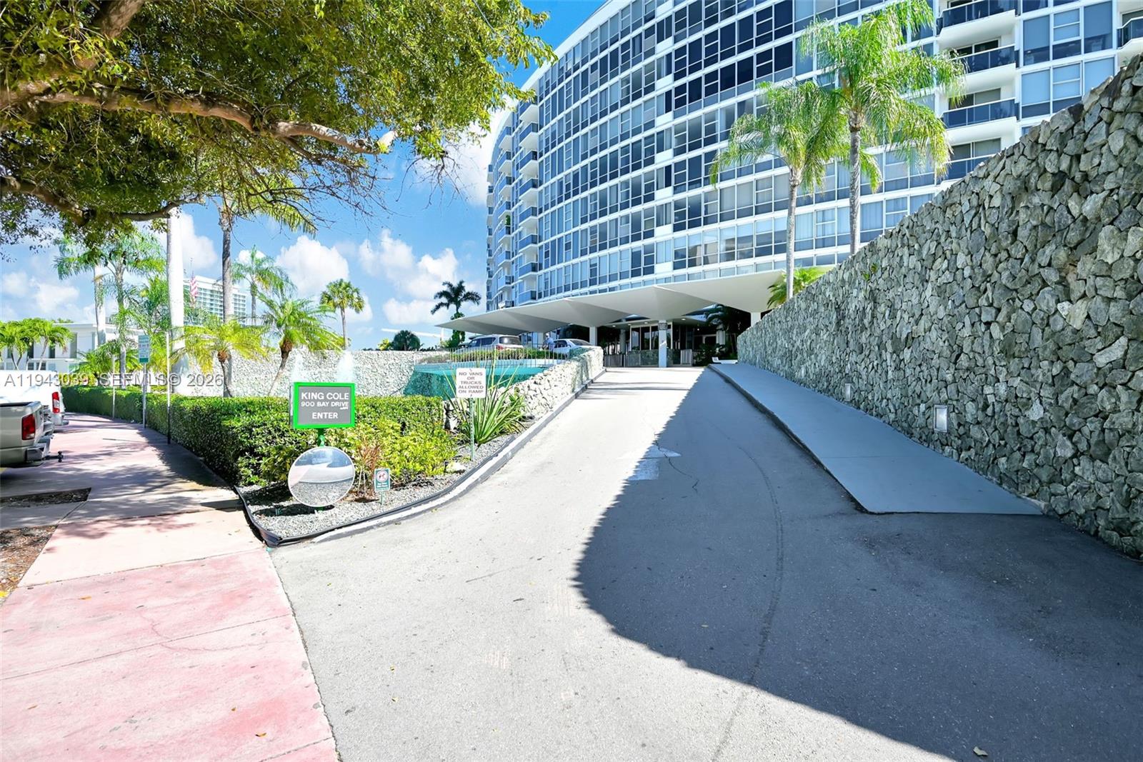 900 Bay Dr #321 Miami Beach, FL 33141