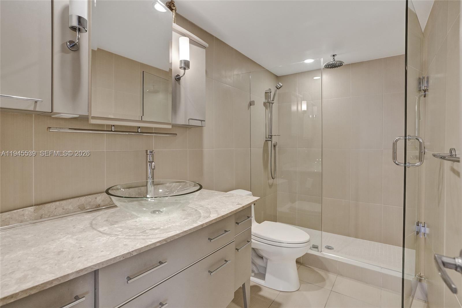 400 Leslie Dr #710 Hallandale Beach, FL 33009