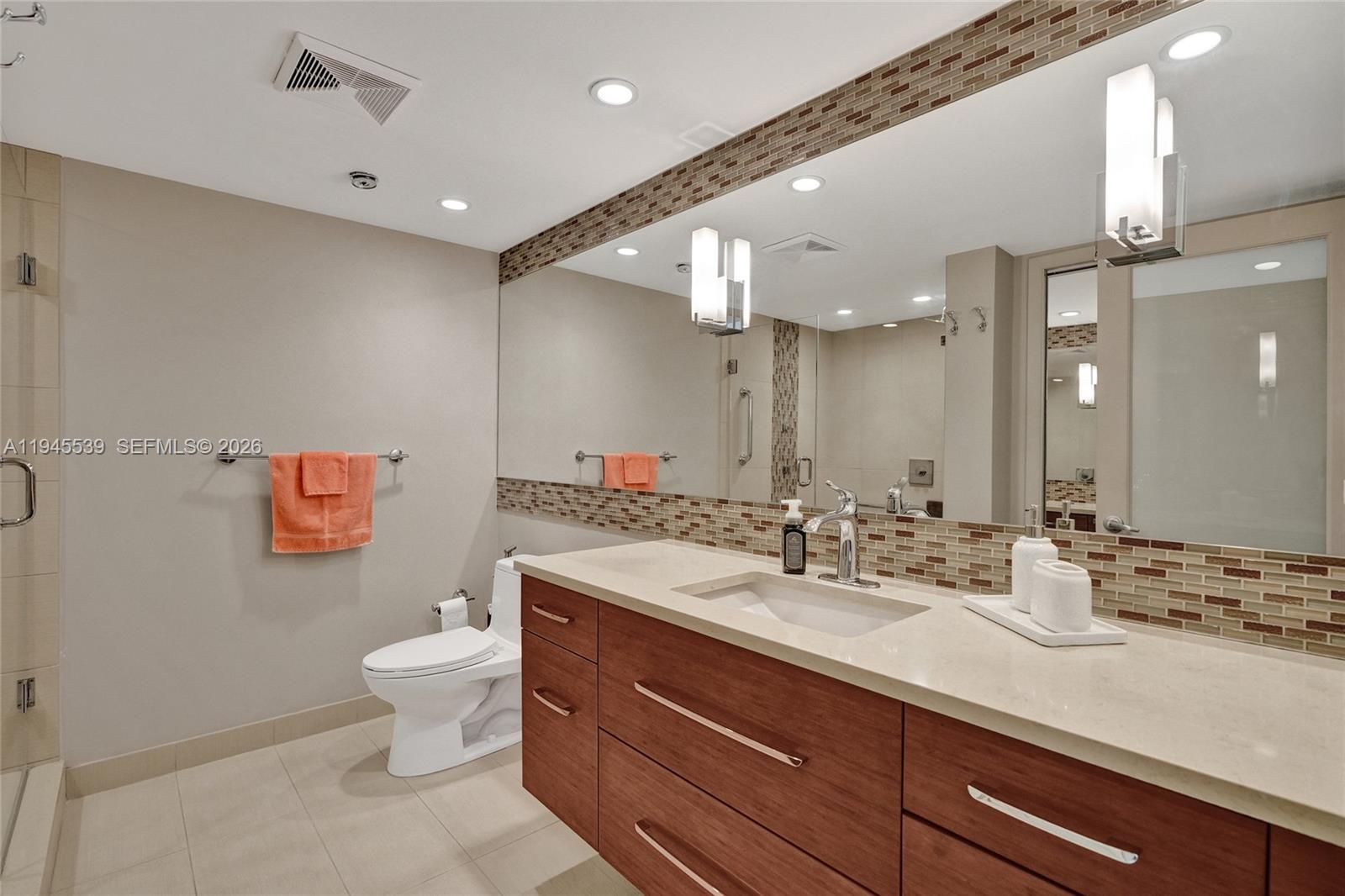 400 Leslie Dr #710 Hallandale Beach, FL 33009