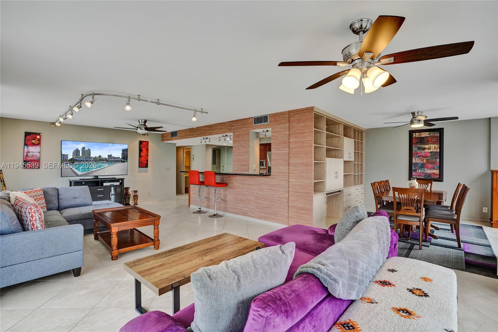 400 Leslie Dr #710 Hallandale Beach, FL 33009