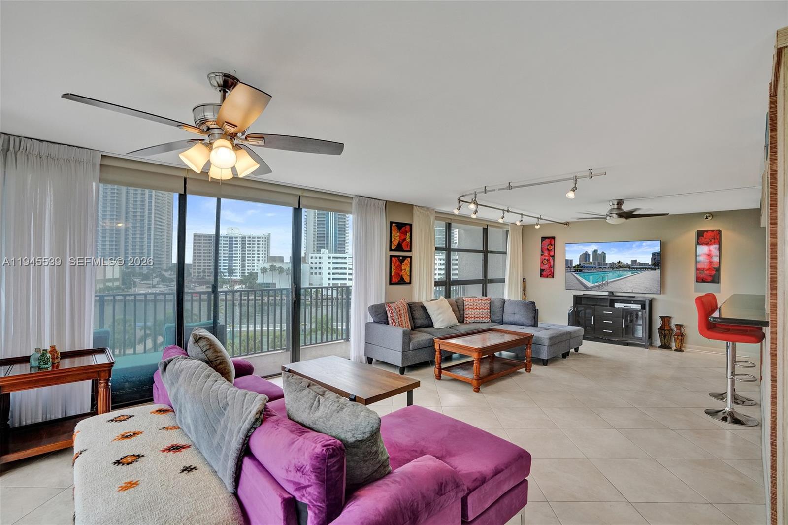 400 Leslie Dr #710 Hallandale Beach, FL 33009