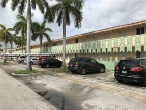 981 NE 169th St #112 North Miami Beach, FL 33162