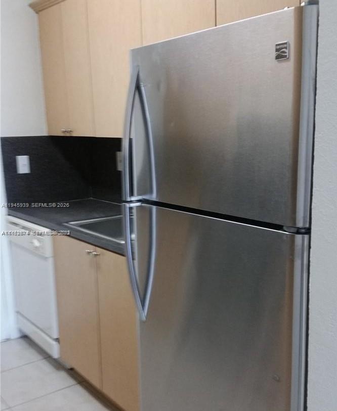 981 NE 169th St #112 North Miami Beach, FL 33162