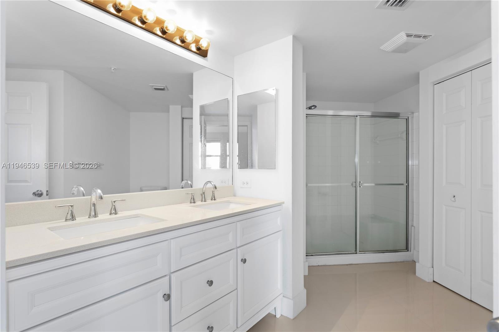 17100 N Bay Rd #1210 Sunny Isles Beach, FL 33160