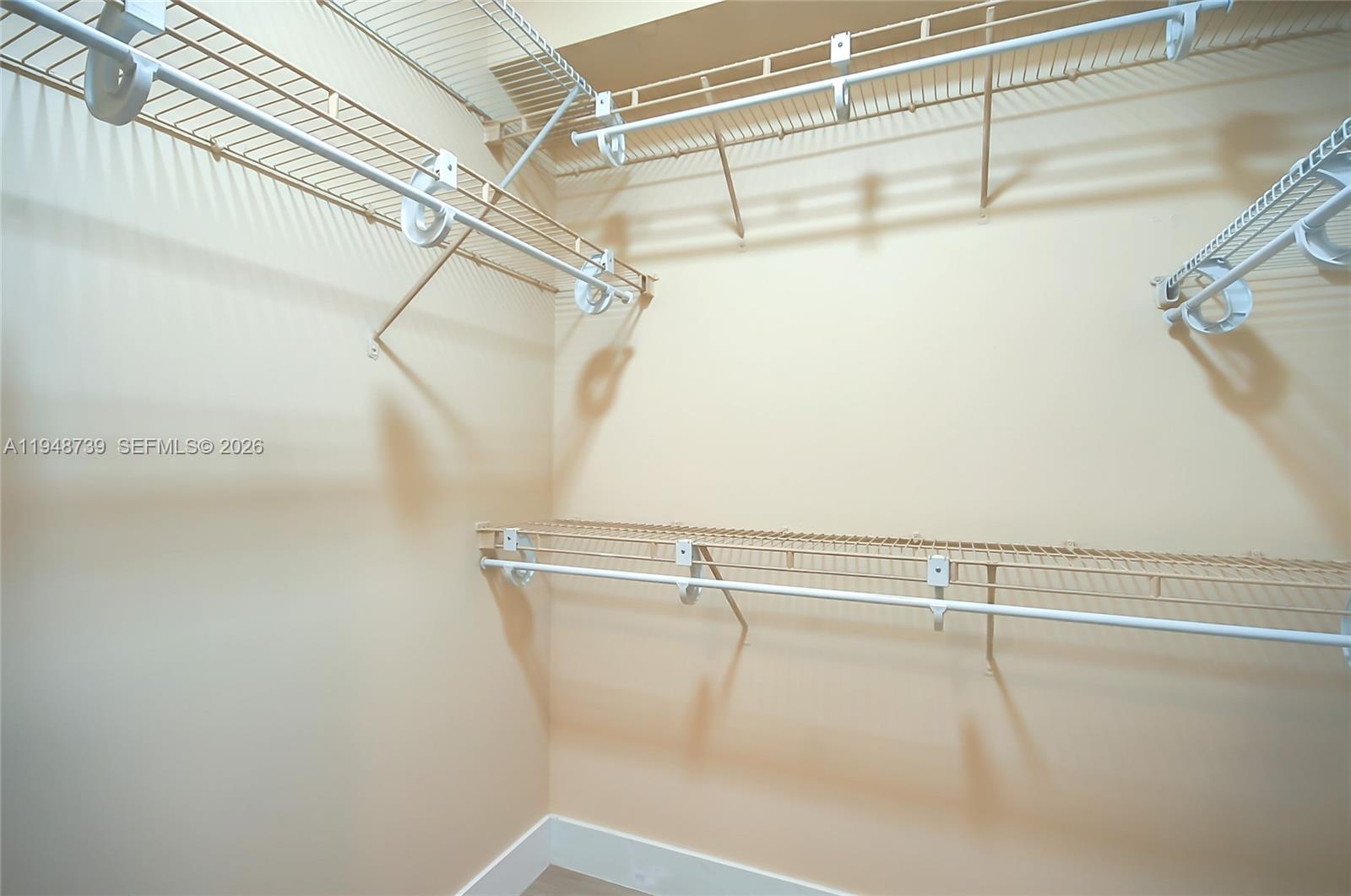 5077 NW 7th St #TS7 Miami, FL 33126