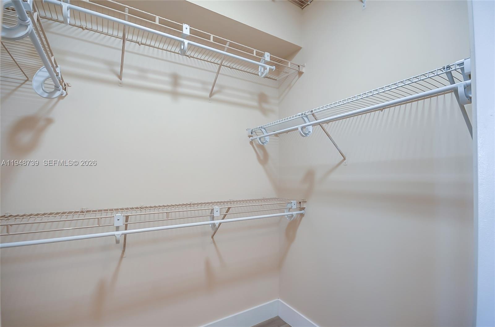 5077 NW 7th St #TS7 Miami, FL 33126