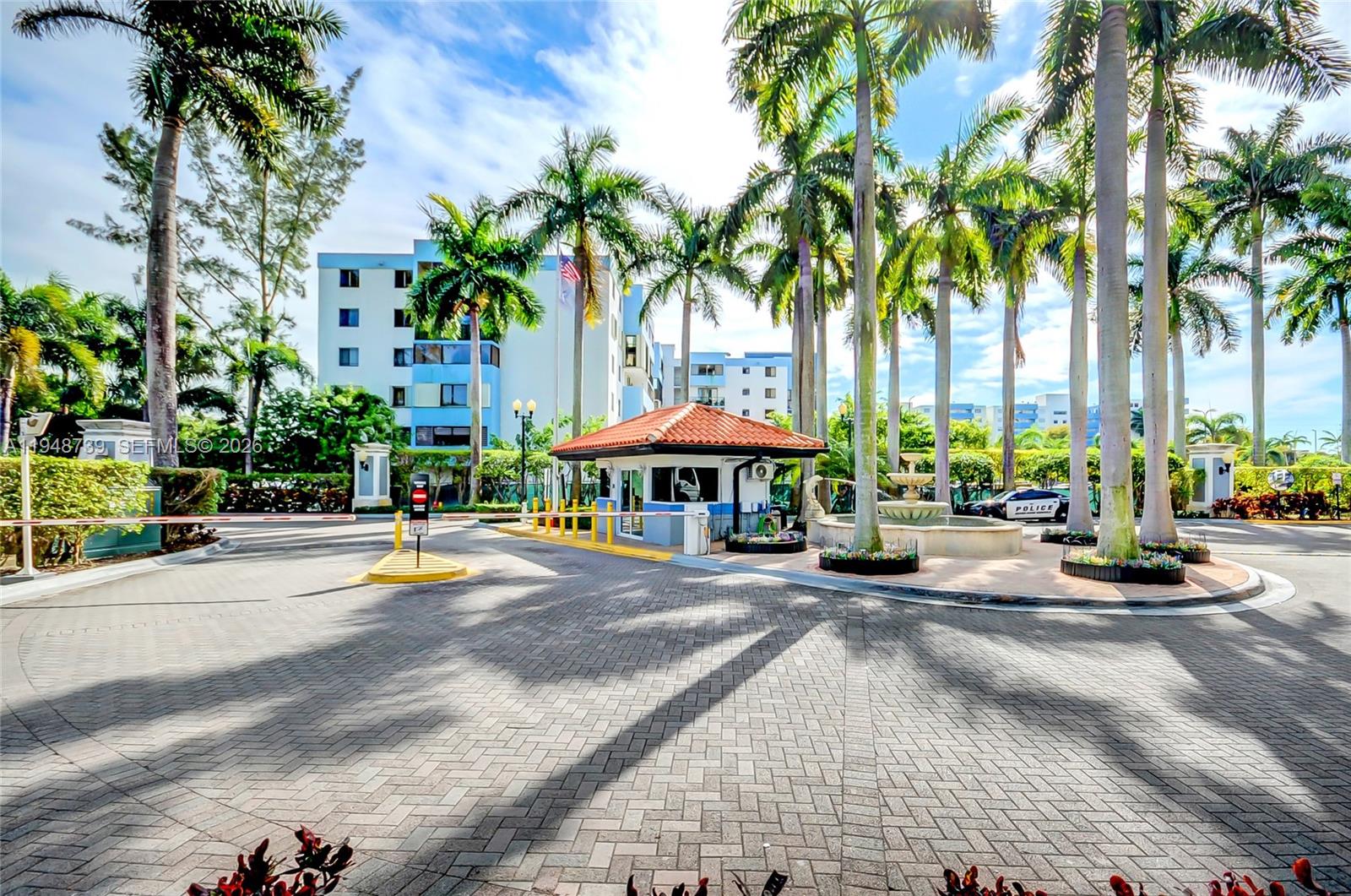 5077 NW 7th St #TS7 Miami, FL 33126