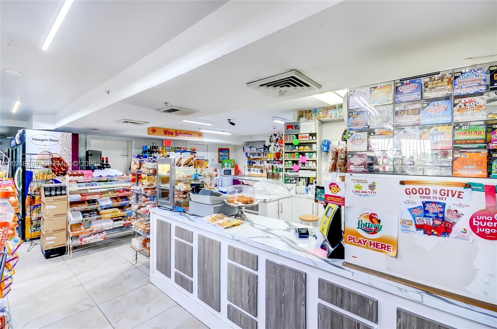 5077 NW 7th St #TS7 Miami, FL 33126