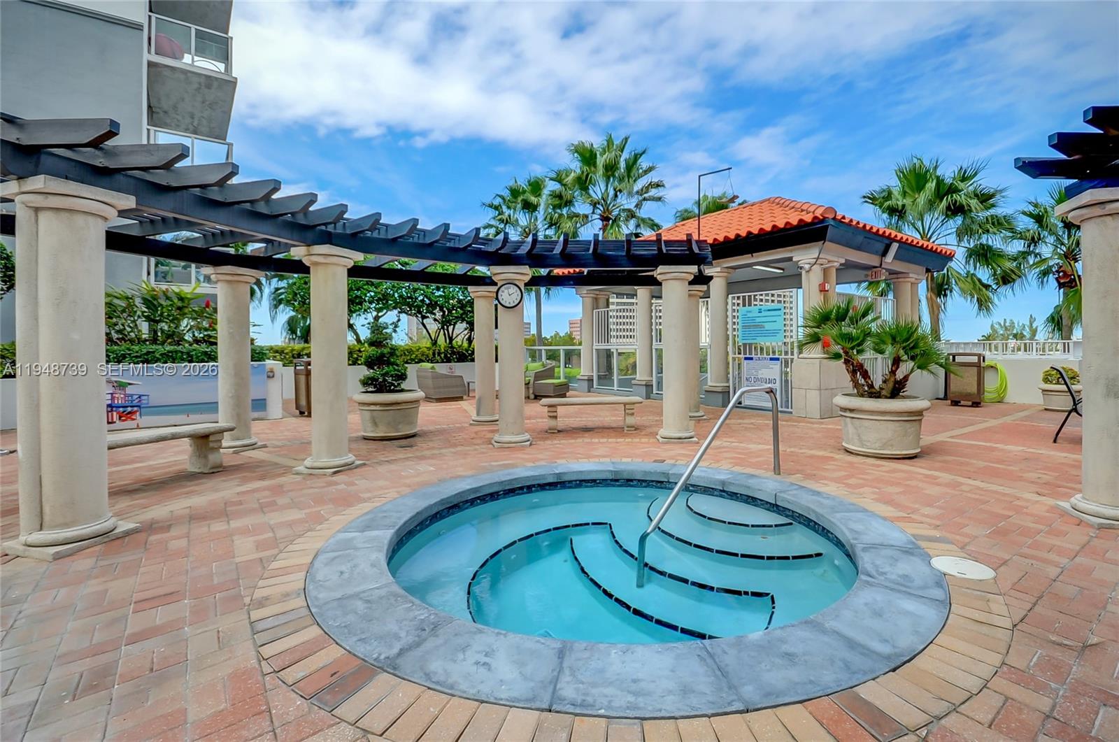 5077 NW 7th St #TS7 Miami, FL 33126