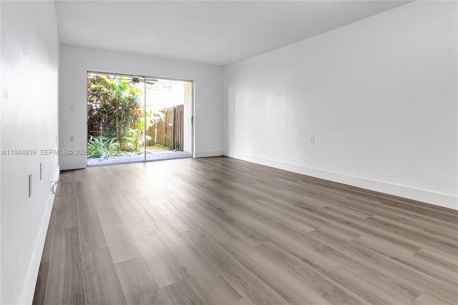 11273 SW 88th St #116J