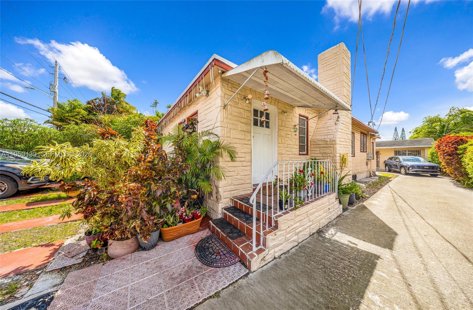 2600 SW 2nd St