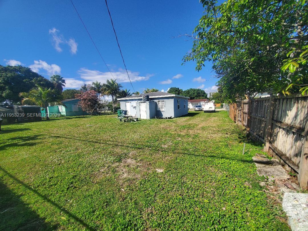 10040 SW 170th Ter Miami, FL 33157