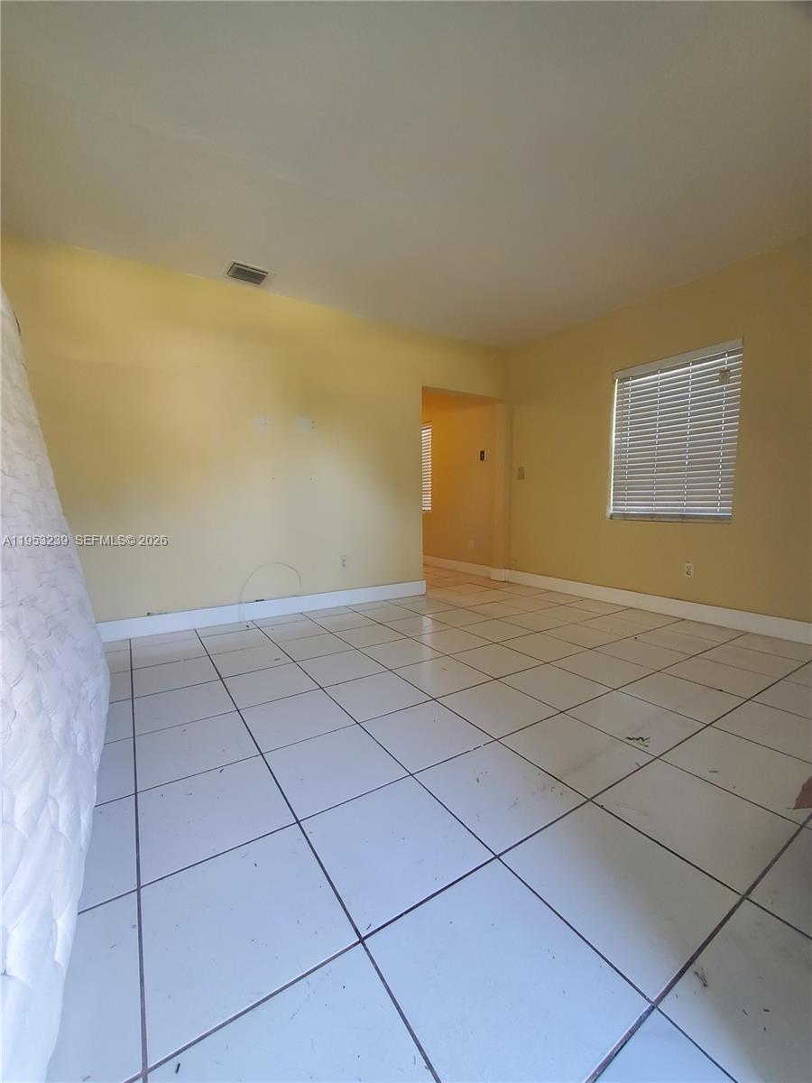 10040 SW 170th Ter Miami, FL 33157