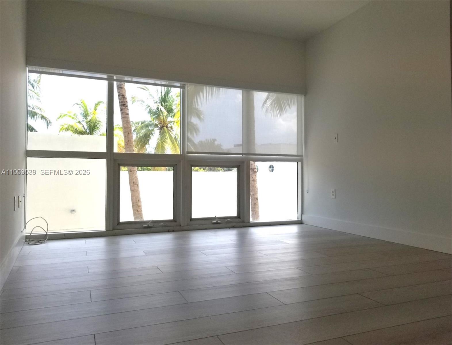 6580 Indian Crk Dr #201 Miami Beach, FL 33141