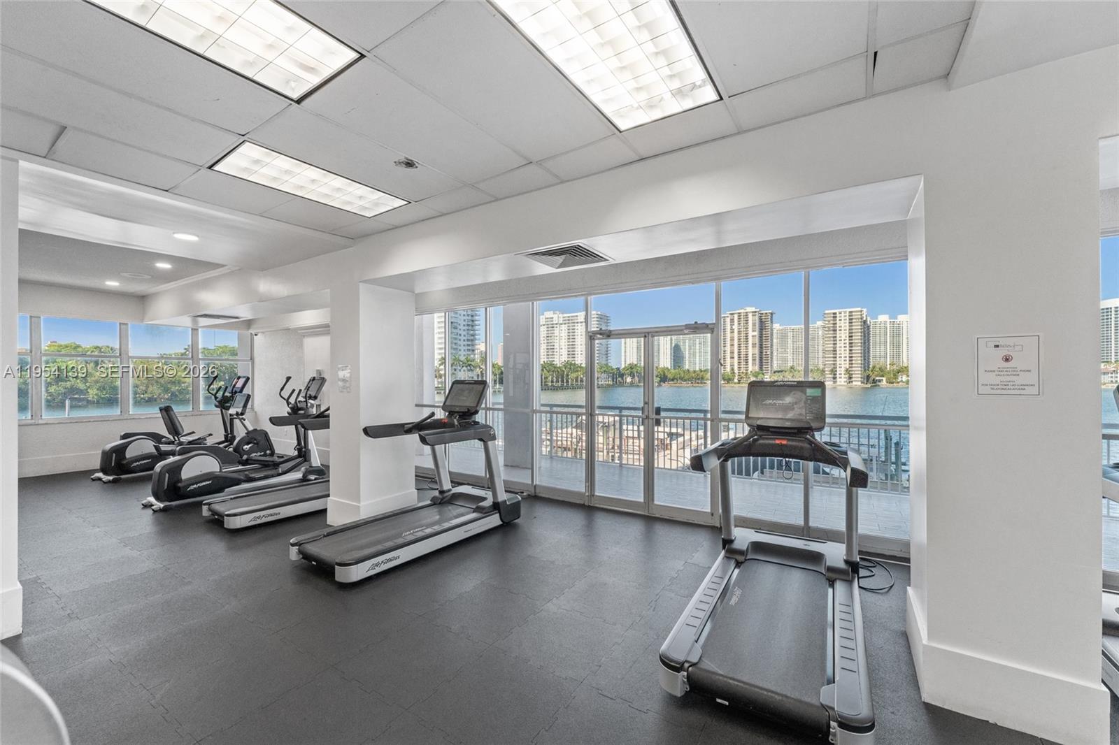 18061 Biscayne Blvd #1701 Aventura, FL 33160