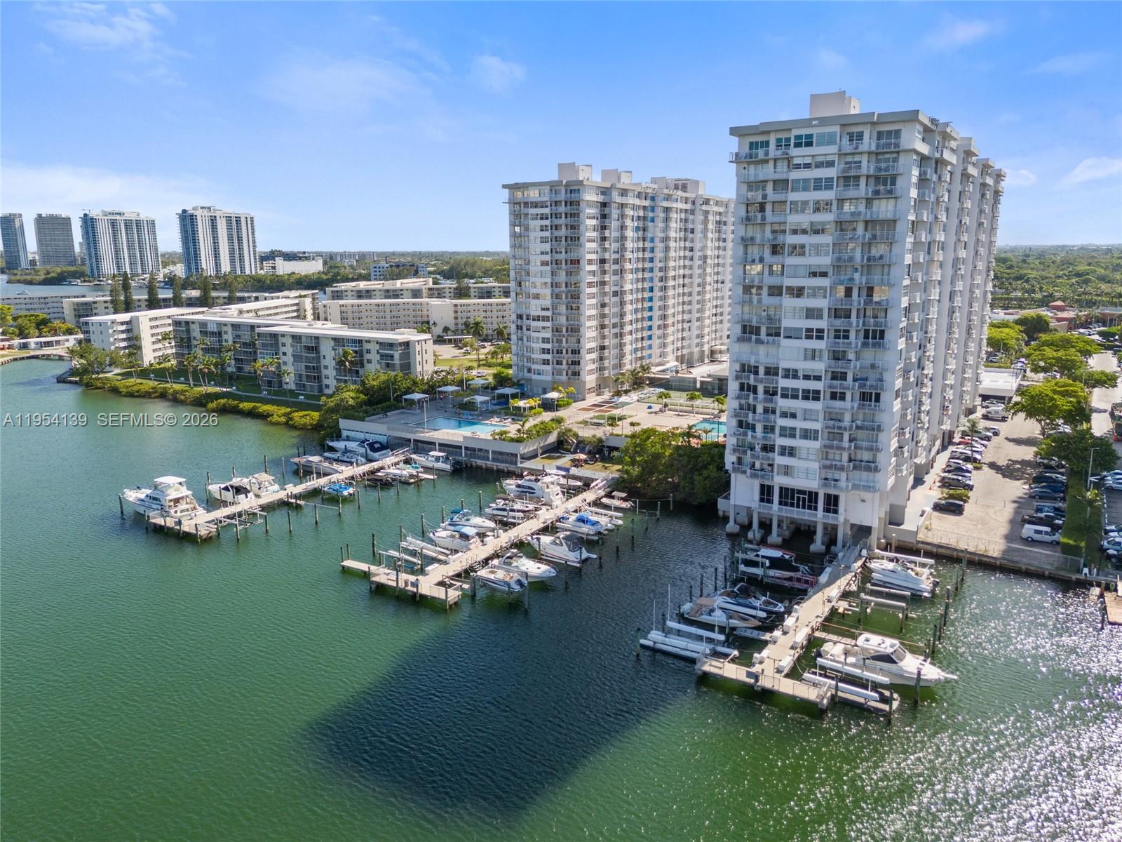 18061 Biscayne Blvd #1701 Aventura, FL 33160
