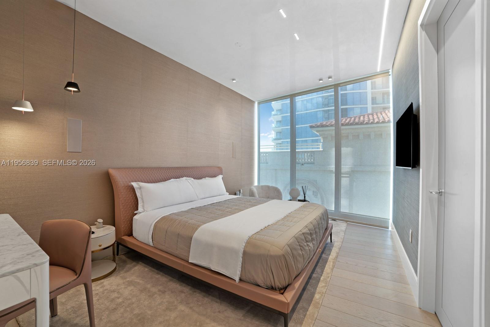 image Estates At Acqualina13