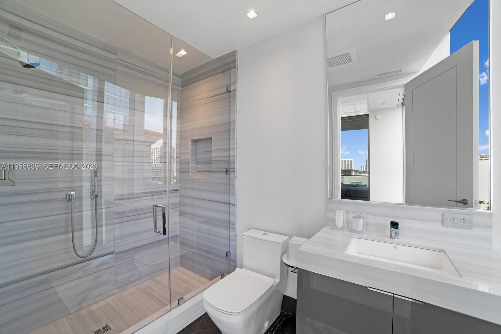 image Estates At Acqualina19