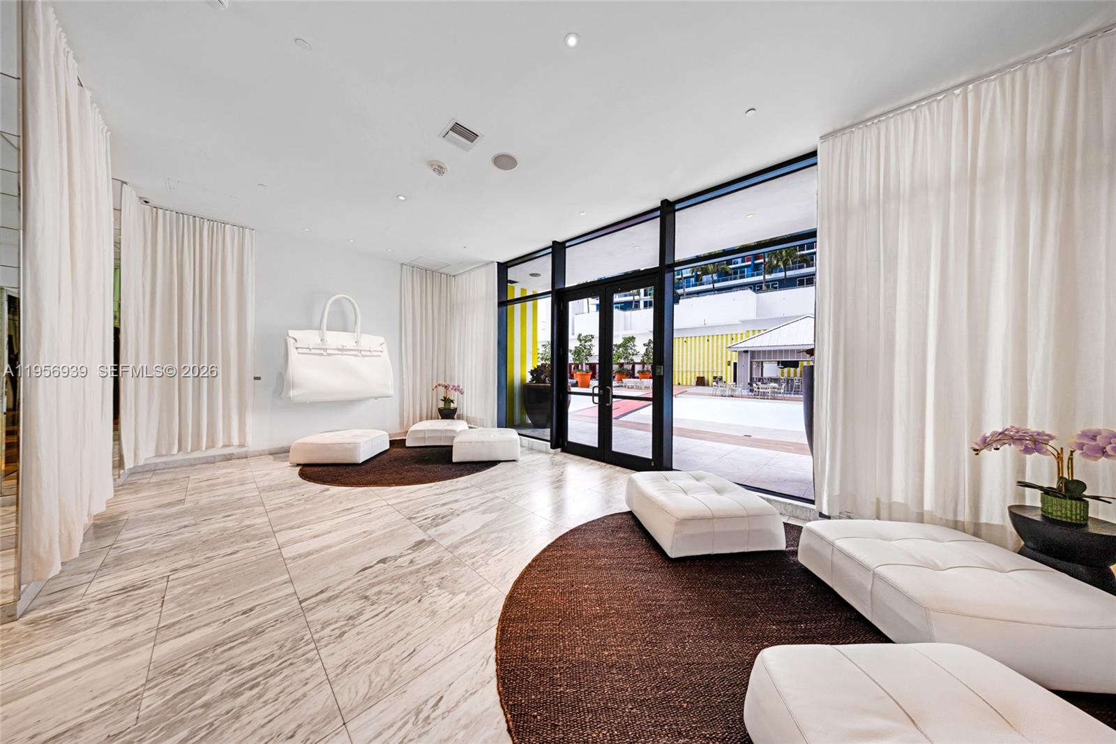 image Dua Miami (SLS Brickell)25