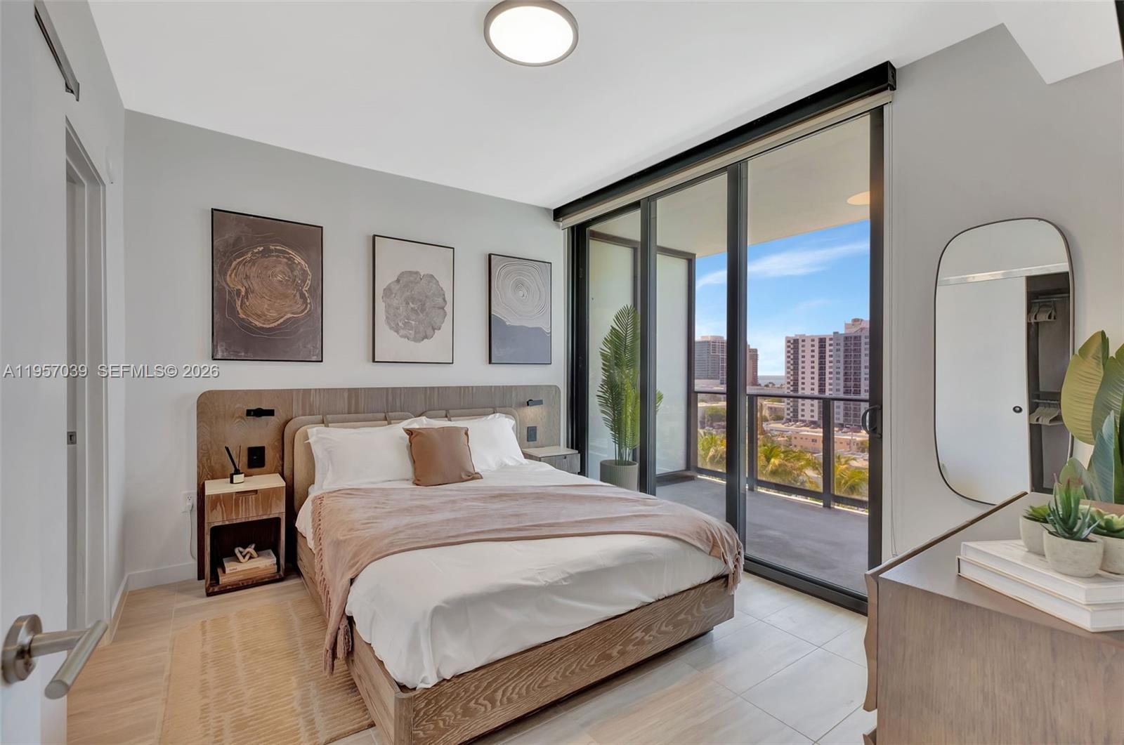 image 72 Park Condo12