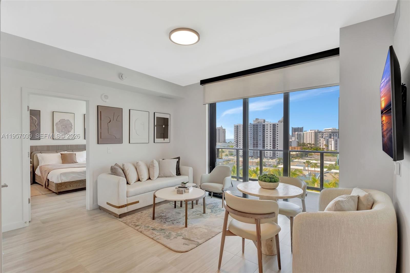 image 72 Park Condo3