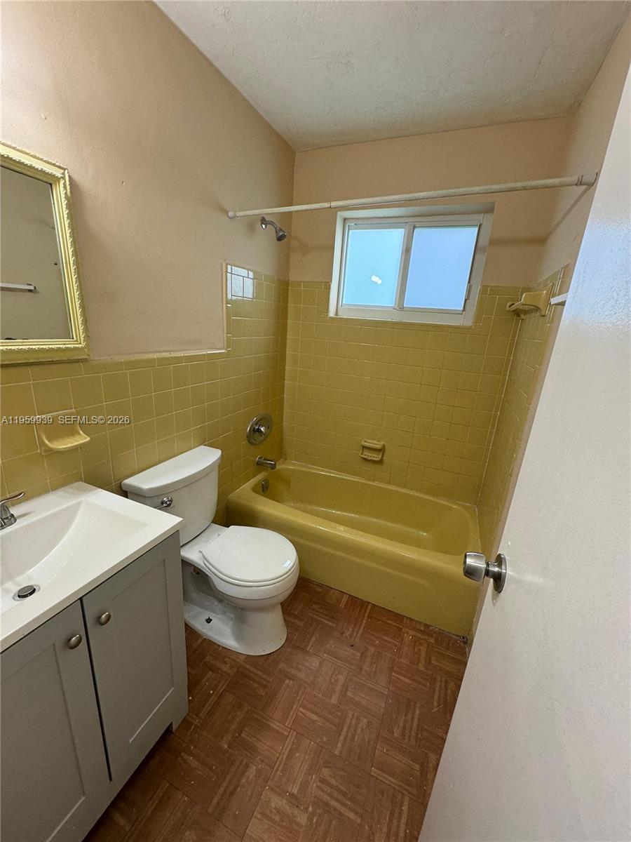 7930 NW 21st Ct Sunrise, FL 33322