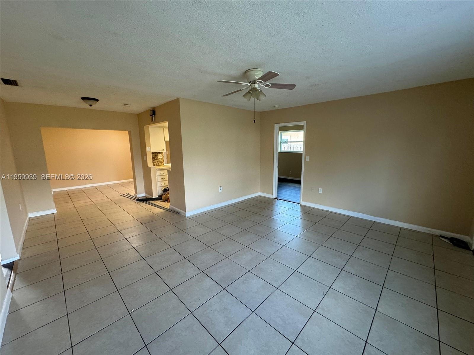 7930 NW 21st Ct Sunrise, FL 33322