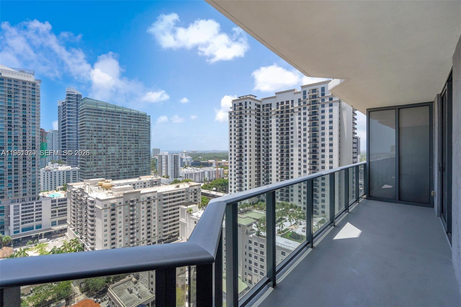 image Brickell Heights East19