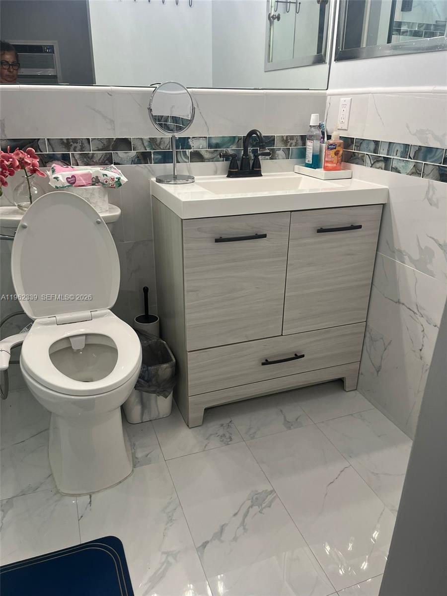 35 Camden #B West Palm Beach, FL 33417